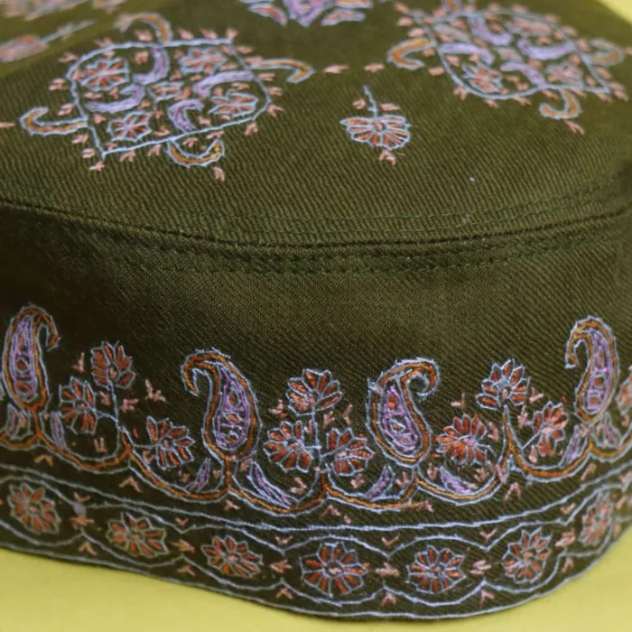 Noorani Handcrafted Pashmina Cap Adorned with Hand Sozni Designs - Image 2