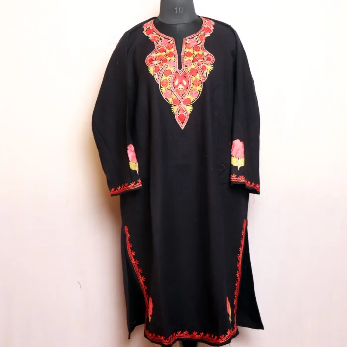 Black Heavy Sleeve Cashmilon Pheran in Aari Design - Bulbul Collection - Image 2