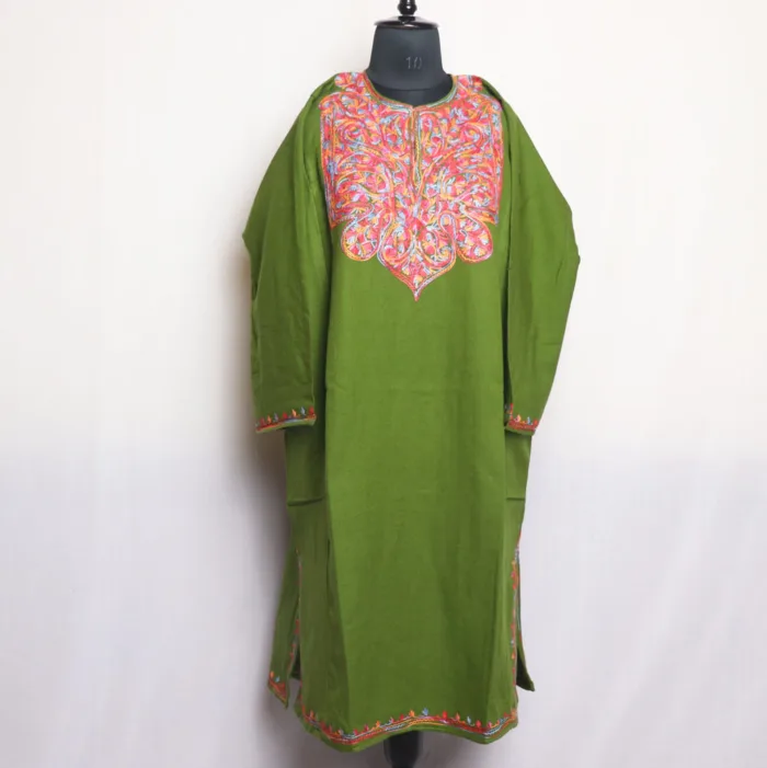 Hinna Green Cashmilon Pheran with Elegent Aari Embroidery (44,50)- Amaal Collection - Image 2