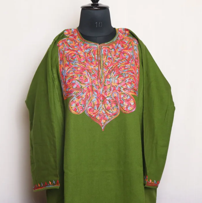 Hinna Green Cashmilon Pheran with Elegent Aari Embroidery (44,50)- Amaal Collection