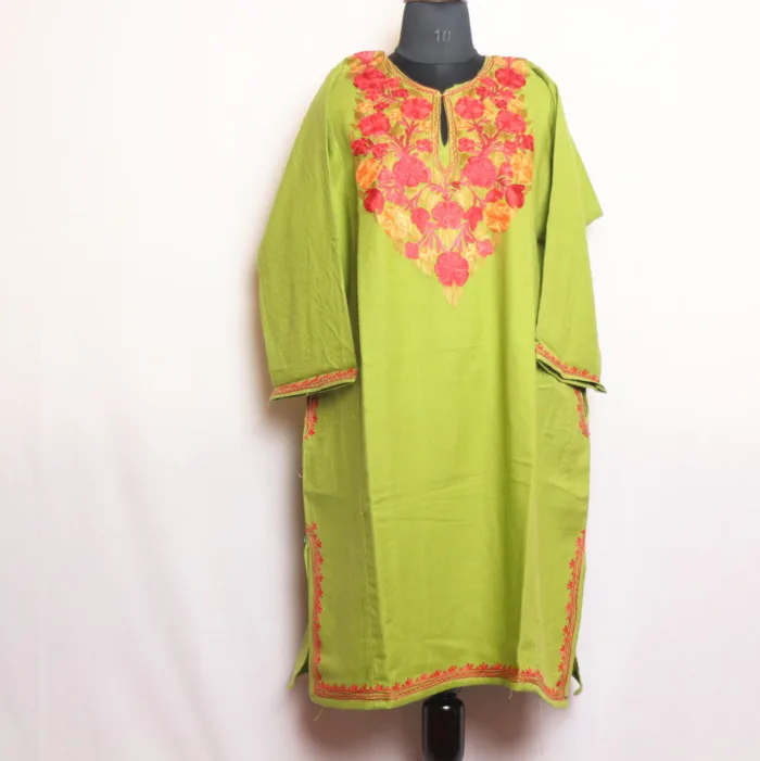 Elegant Olive Cashmilon Pheran with Aari Embroidery - Aalamzeba Collection - Image 2