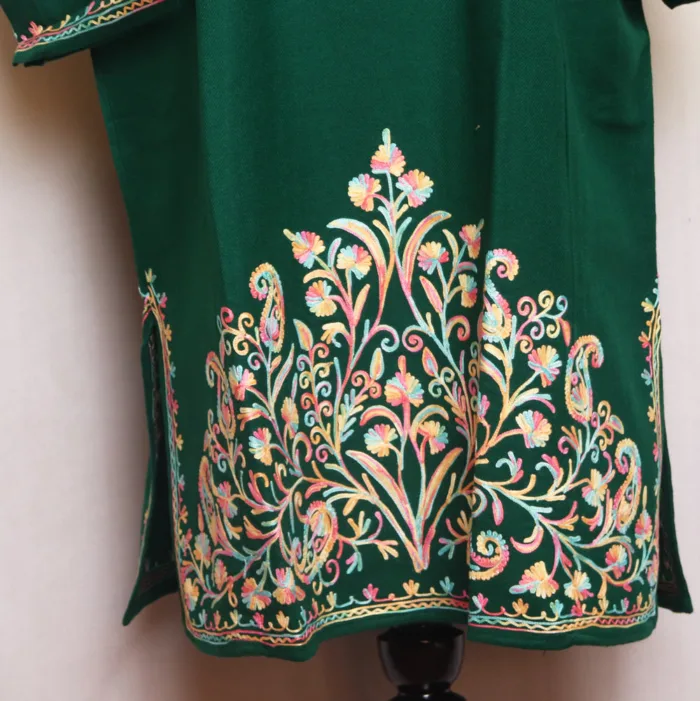 Dark Green Cashmilon Pheran with Elegent Heavy Damaan Aari Embroidery | Gul-e-Hawal Collection - Image 3