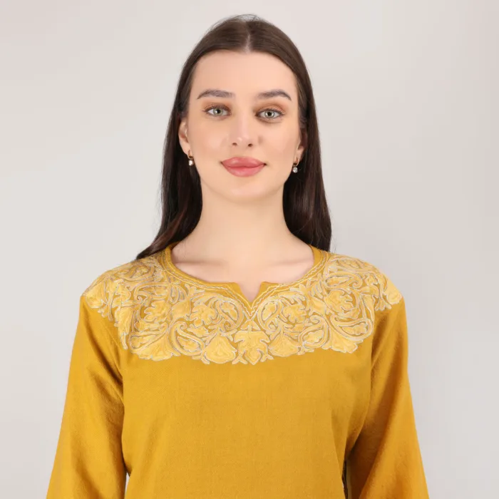 Mustard Kashmiri Wool Pheran with Elegant Aari Work - Image 4