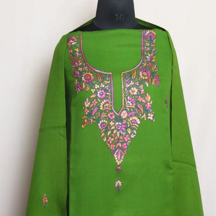 Sabzar Green 3pc Woolen Suit with Paper Machie Handwork and Hand Sozni Embroidery – Bareen Collection - Image 2