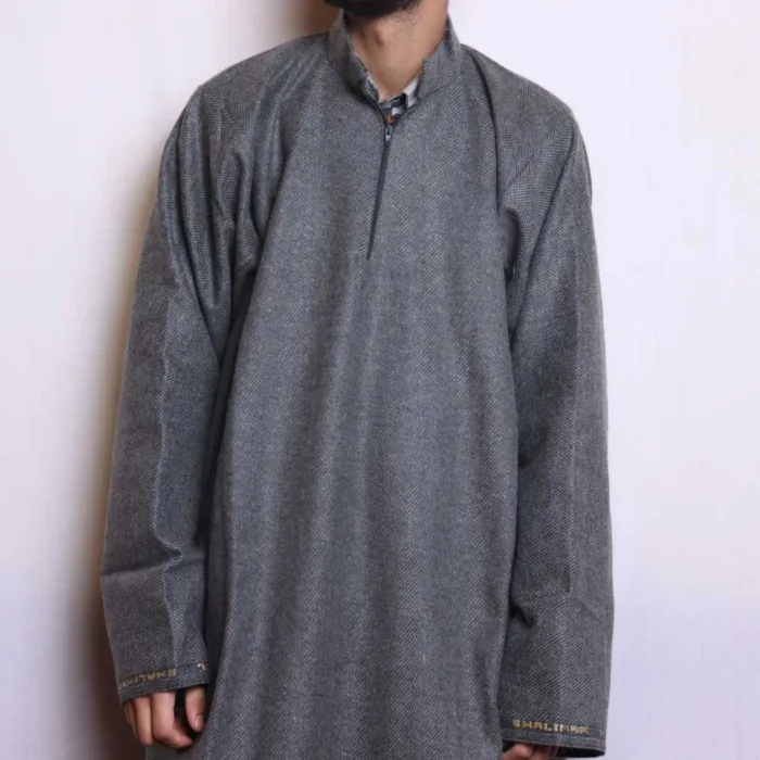 Grey Lakeer Tweed Pheran | Feran, Pheran for Gents (L46,C64)- The Aqeel Collection - Image 3