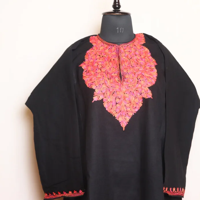 Sophisticated Black Aari Embroidered Cashmilon Pheran | Zikar-E-Jazbaat Collection