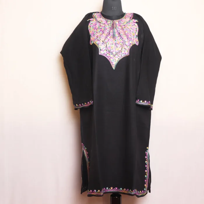 Kashmiri Black Aari Embroidered Cashmilon Pheran | Zikar-E-Jazbaat Cashmilon Collection - Image 2