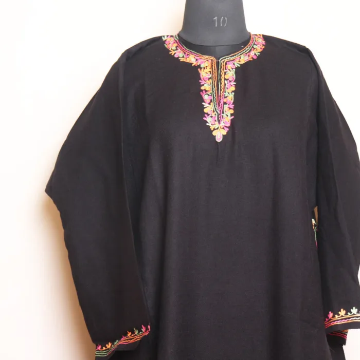 Black Kashmiri Heavy Damaan Aari Embroidered Cashmilon Pheran | Zikar-E-Jazbaat Cashmilon Collection - Image 2