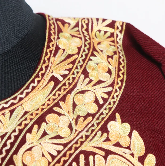 Stunning Maroon Aari Embroidered Cashmilon Pheran | Zikar-E-Jazbaat - Image 3