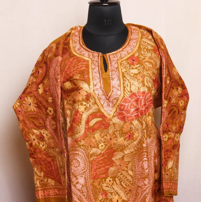 Premium Brown Raffal Wool Jama Aari Pheran for Winter - Gulistan Collection - Image 2