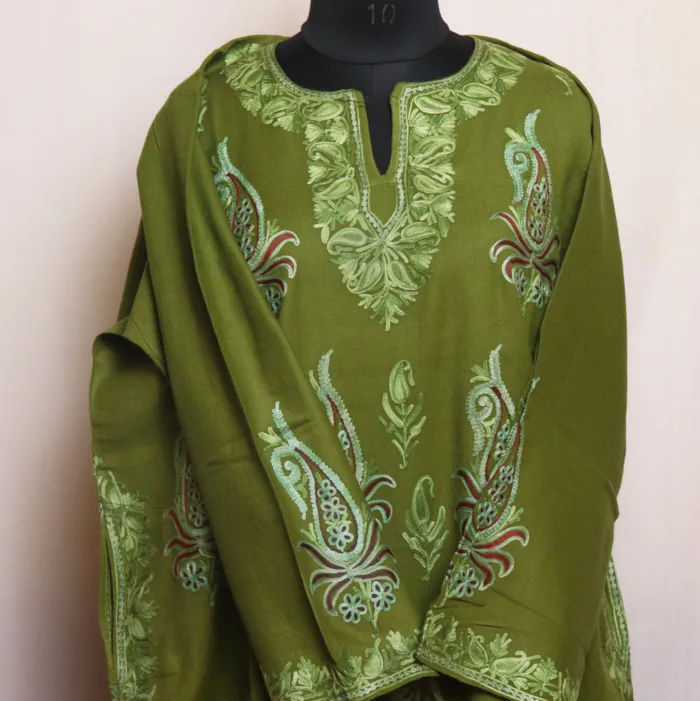 Green Paisley Bhootis Pheran with Aari Embroidery - Gulsitan Collection - Image 2