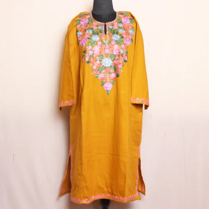 winter kurta kashmir pheran 19