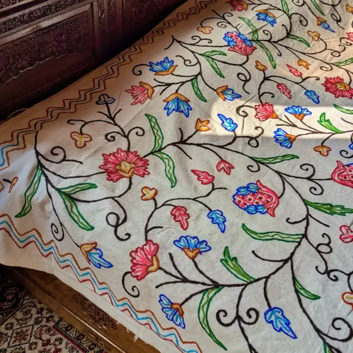 Tulip Nukhta Kashmiri Double Bed Cover | Bed Spread with Hand Crewel Embroidery | Pari Mahal Collection - Image 2