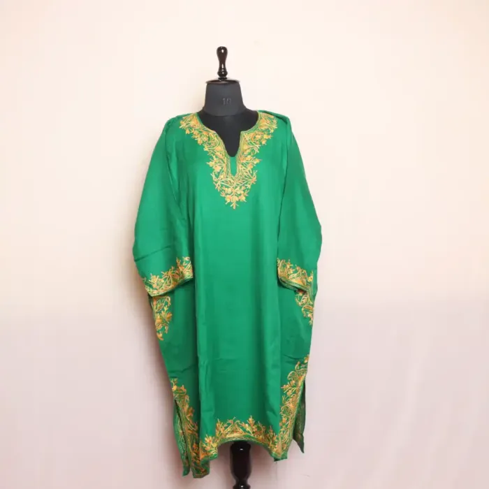 Green Loose Cashmilon Pheran With Border Aari Embroidery (58,43)