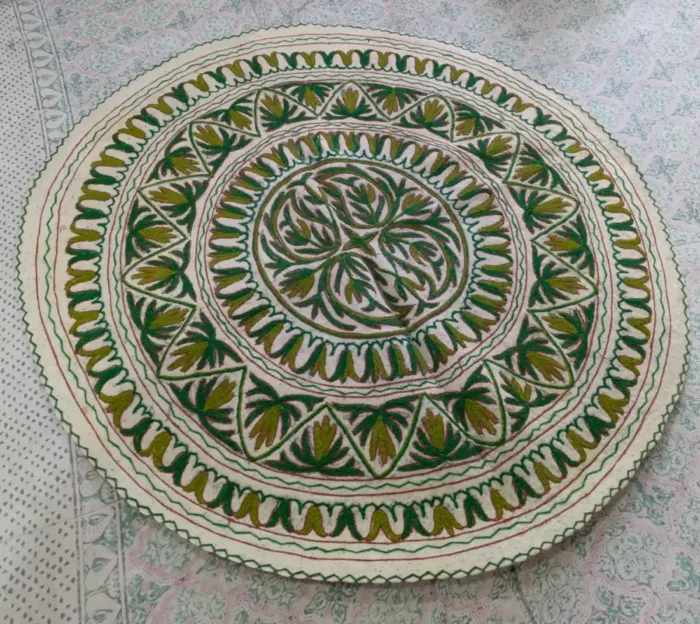 Beautiful Round Wool Namda Adorned with Green Dual Colored Aari Embroidery (5 ft)