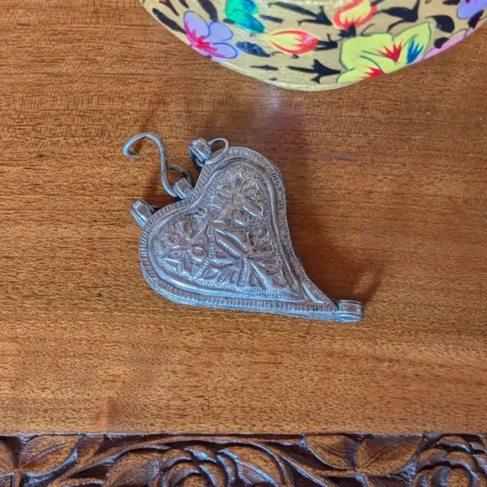 Heart Shaped Antique Pendent | Heritage Accessory