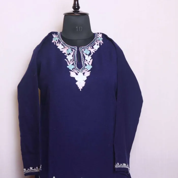 Indigo Border Boothidar Cashmilon Woolen Kurta Set with Aari Embroidery - Saidakadal Collection - Image 2