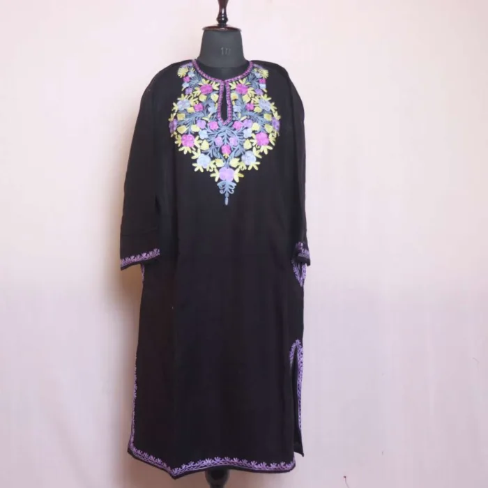 Black Cashmilon Pheran | Feran with Adorable Aari Embroidery - Sonwari Collection - Image 2