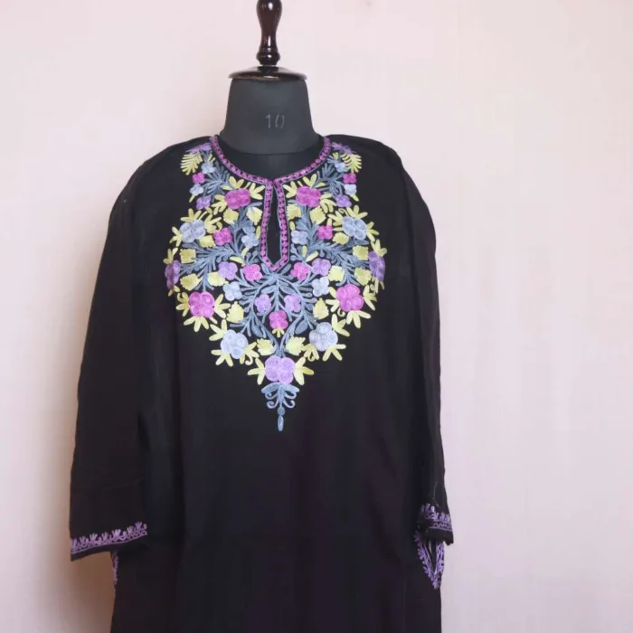 Black Cashmilon Pheran | Feran with Adorable Aari Embroidery - Sonwari Collection