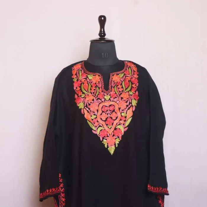 Elegant Black Cashmilon Pheran for Women with Aari Detailing - Chattabal Collection