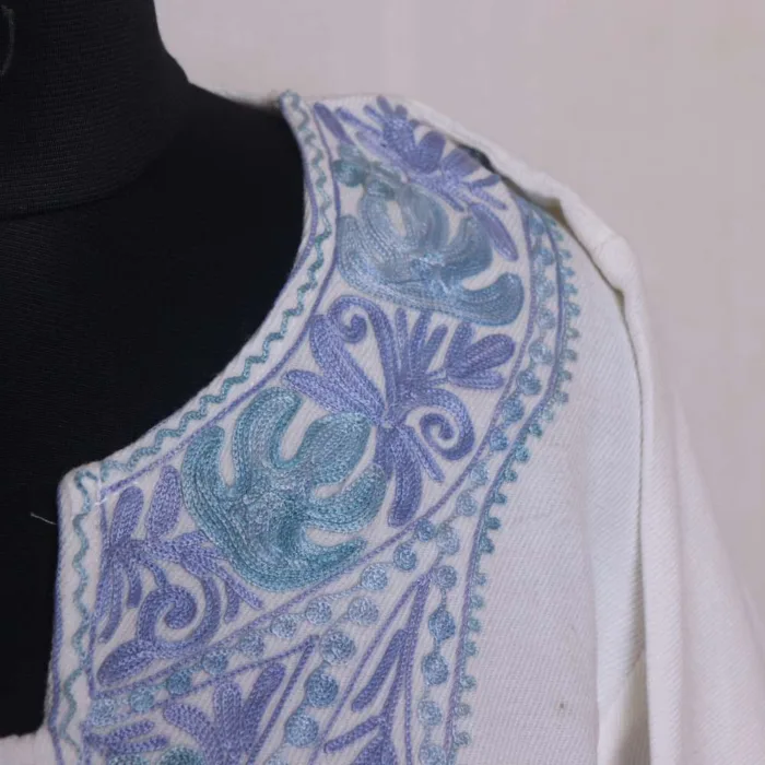 Elegant Off White Cashmilon Pheran with Intricate Aari Embroidery | Saida-Kadal Collection - Image 3