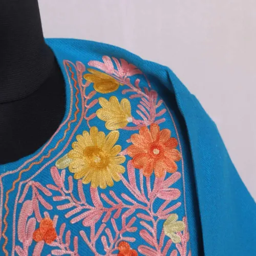 Kashmiri cashmilon pheran with aari embroidery15 2