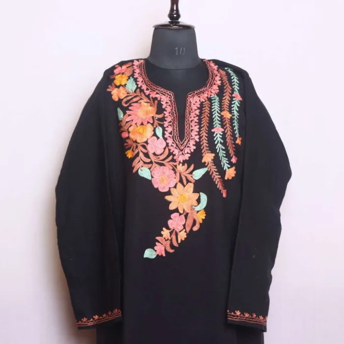 Classic Black Aari Embroidered Cashmilon Pheran for Cold Days | Saida-Kadal Collection