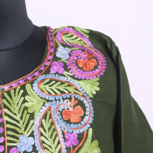 Kashmiri cashmilon pheran with aari embroidery22 4