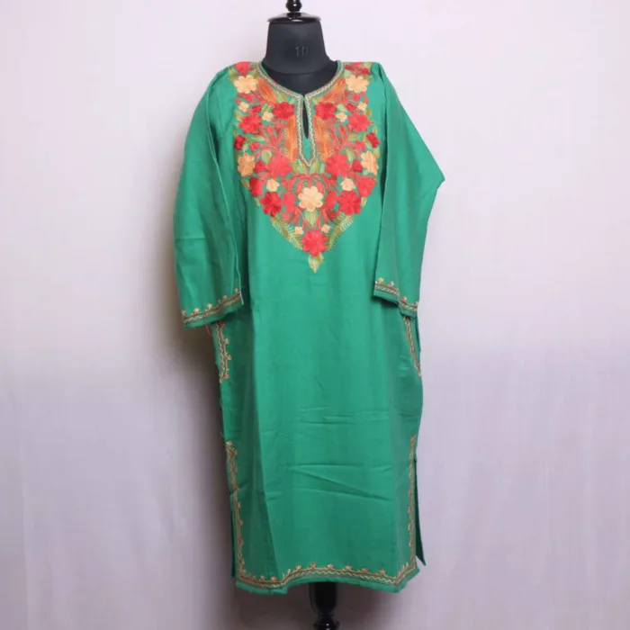 Traditional Green Kashmiri Aari Worked Cashmilon Pheran | Chashma-Shahi Collection - Image 2