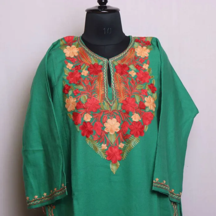 Traditional Green Kashmiri Aari Worked Cashmilon Pheran | Chashma-Shahi Collection