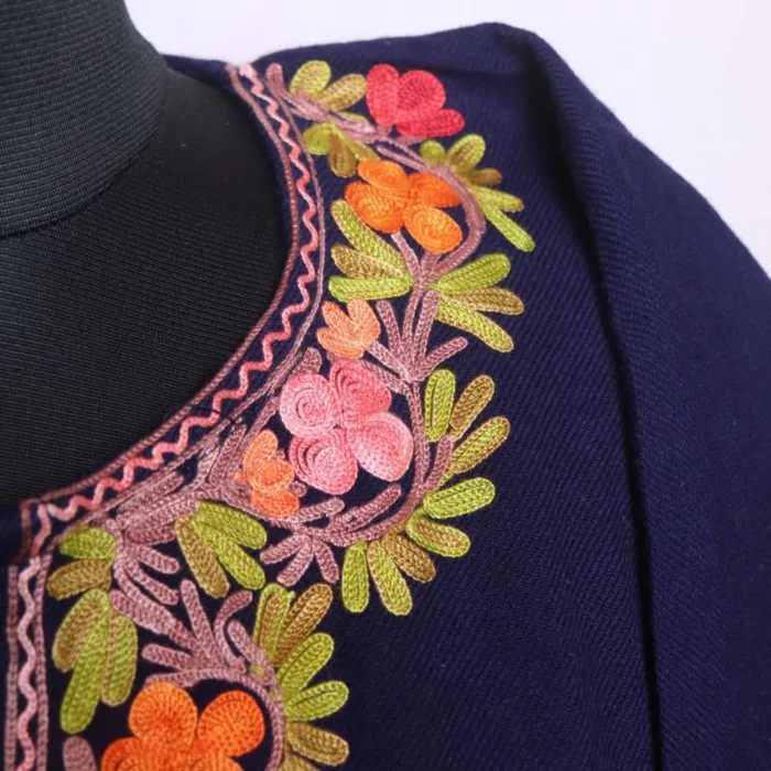 Dark Blue Cashmilon Pheran with Elegent Jaal Daman and Sleeve Work - Dal Lake Collection - Image 3