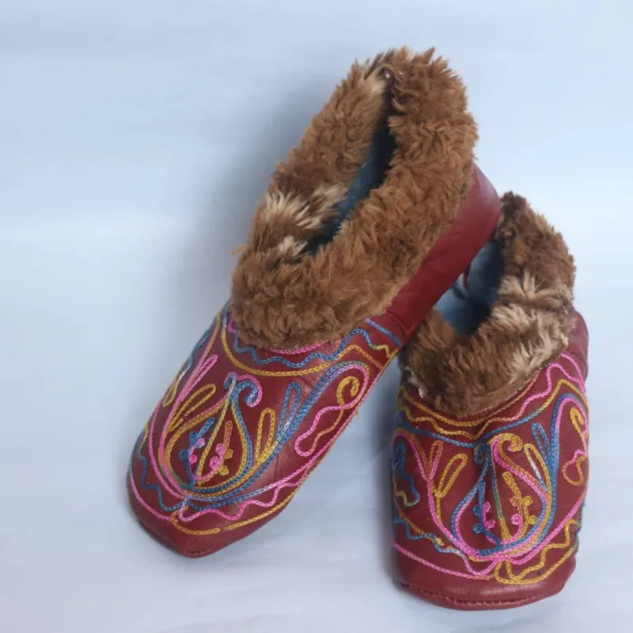 Maroon leather Socks with Brown Fur and Ari Embroidery (7) - Bakhtawar