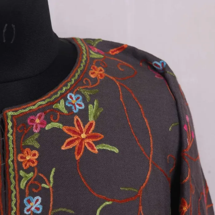 Grey Raffal Pheran Adorned with Jaal Hand Aari Embroidery - Rainawari Collection - Image 3