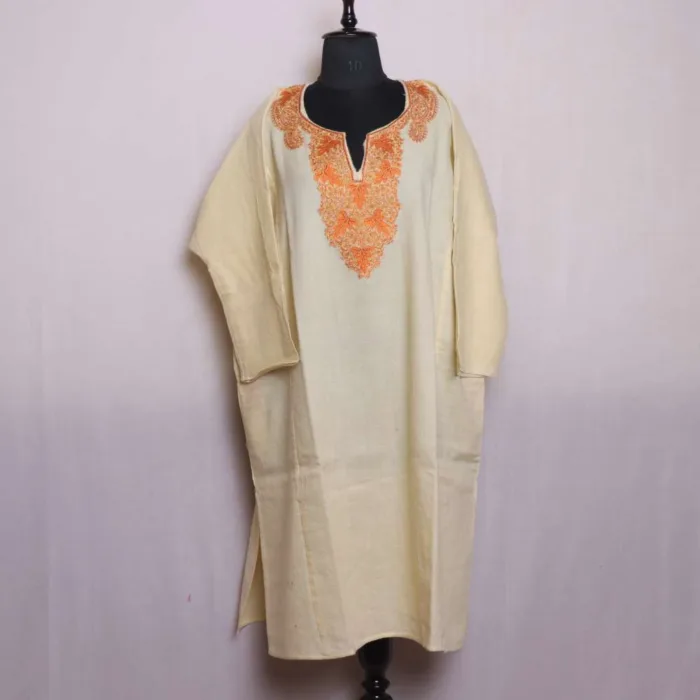 Kashmiri Needlework Cream Loose Pheran for Women in Raffal - Saidakadal Collection [56, 44] - Image 2