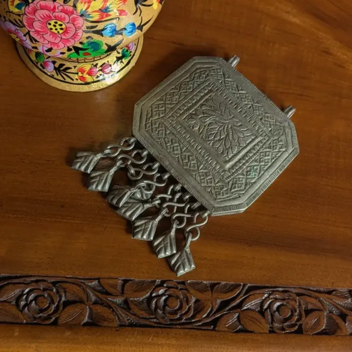 Antique Pendent with Elegant Engraved Patterns | Rectangular Shaped Treasure