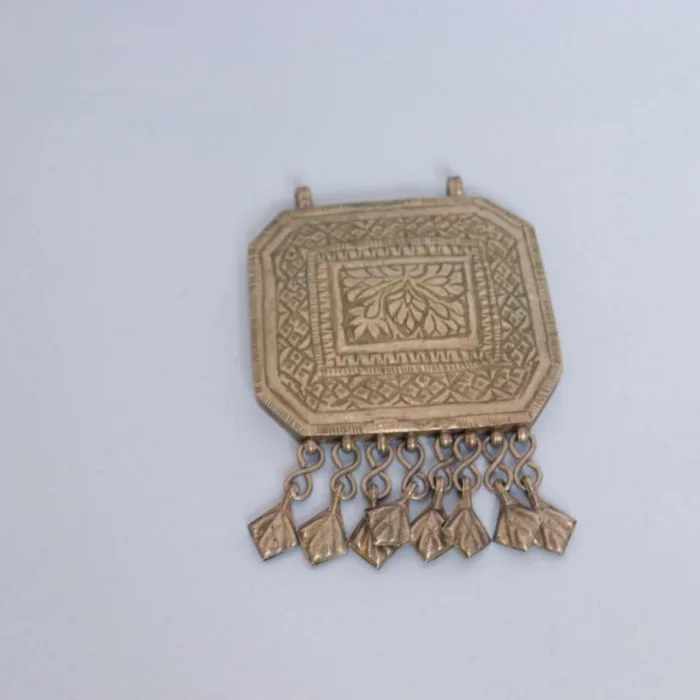 Antique Pendent with Elegant Engraved Patterns | Rectangular Shaped Treasure