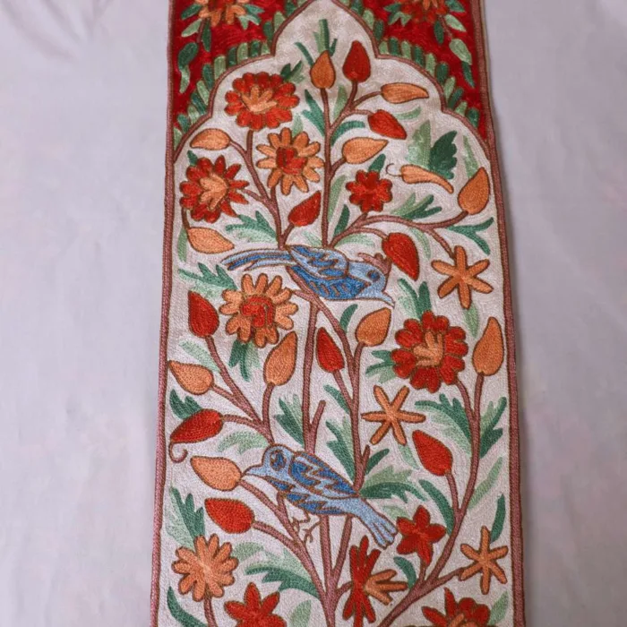 Beautiful Chain Stitch Runner on Dusoot Cotton with Silk Threads (6x1ft) - Image 3