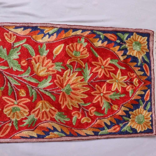 kashmiri art runner chain stitch in silk32