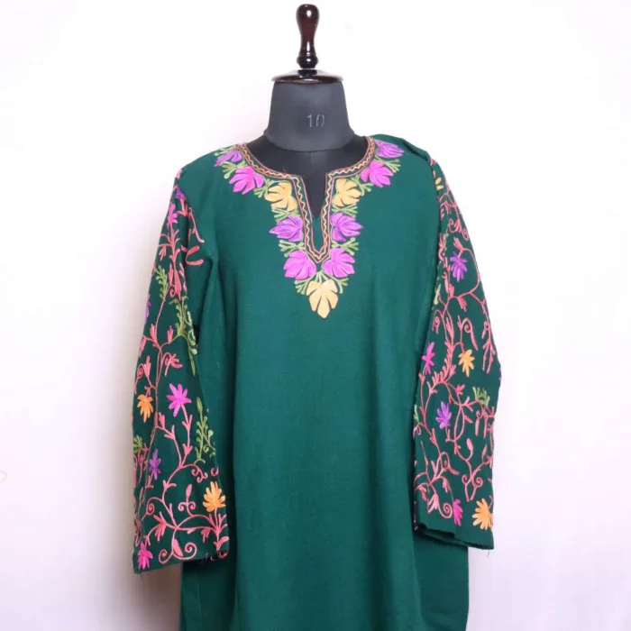 Stylish Aari Embroidered Dark Green Cashmilon Pheran with Heavy Jaal Sleeve and Damaan - Wazir Bagh Collection - Image 3