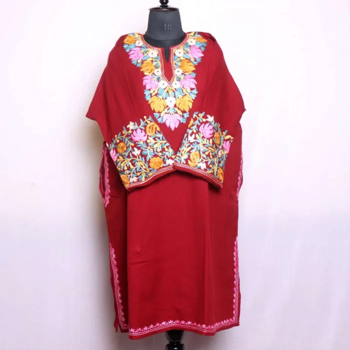 Beautiful Maroon Chinari Sleeve Embroidered Pheran Crafted in Cashmilon - Wazir Bagh Collection - Image 2