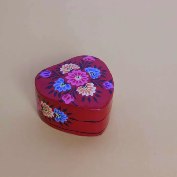 Red Unique Heart Shaped Mini Paper Machie Box with Elegant Detailing - Image 3