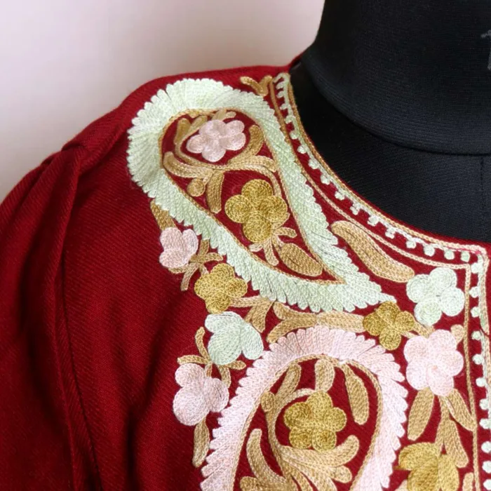 Adorable Aari Embroidered Maroon Pheran | Phiran in Cashmilon - Nowhatta Collection - Image 3