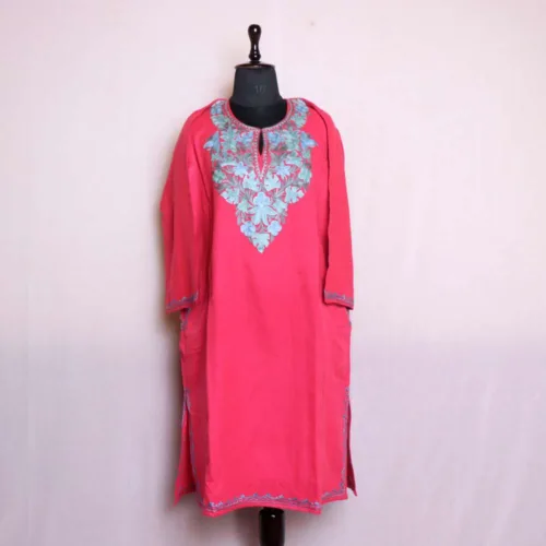 kashmiri pheran with aari embroidery in cashmilon29