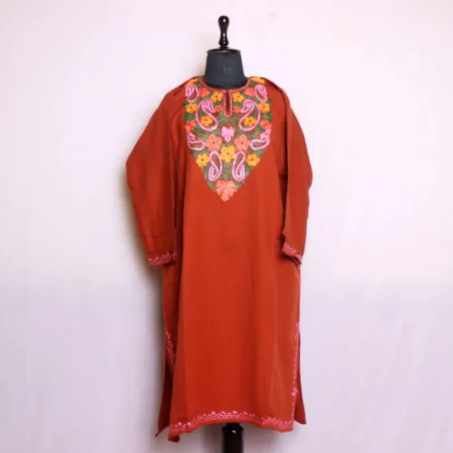 kashmiri pheran with aari embroidery in cashmilon35