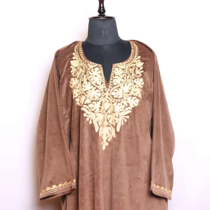 Chocolate Velvet Pheran with Aari and Zari Embroidery for Elegance - Nowhatta Collection