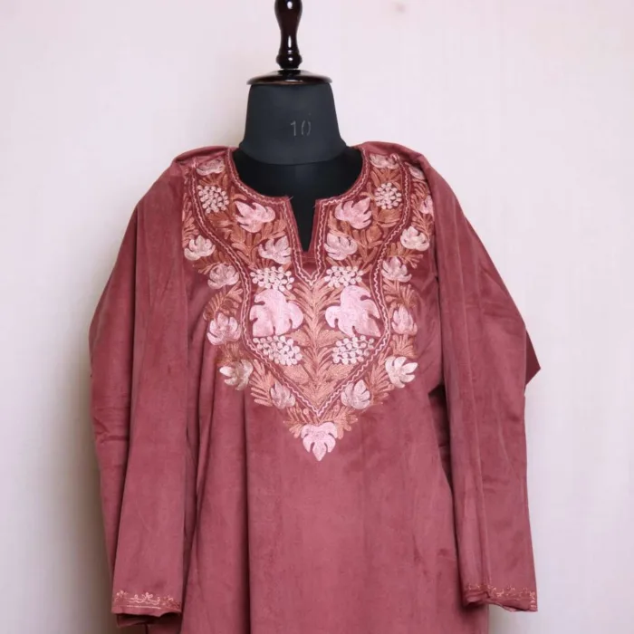 Elegent Loose Mauve Velvet Pheran with Aari Embroidery - Badamweer Collection