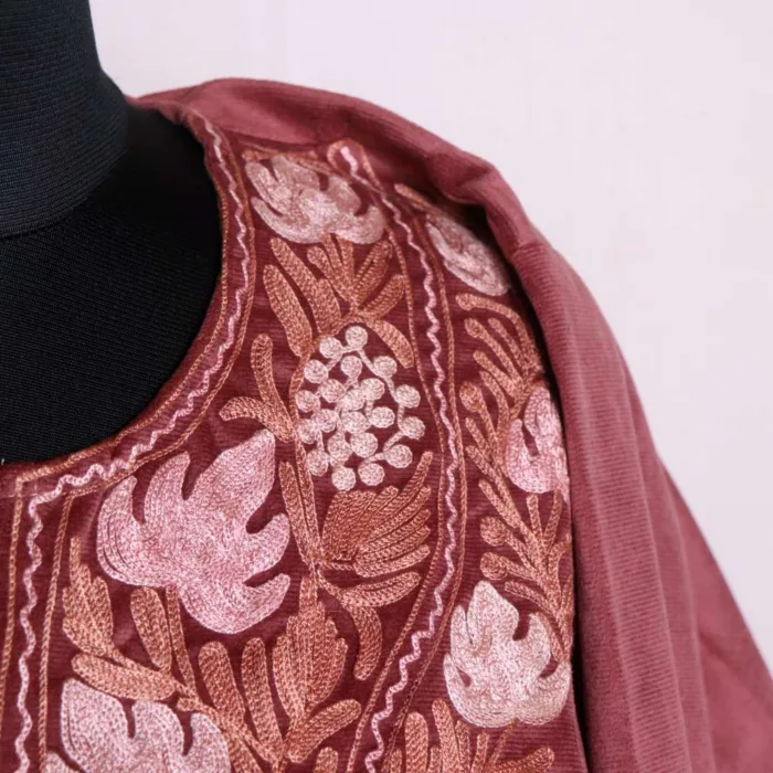 Elegent Loose Mauve Velvet Pheran with Aari Embroidery - Badamweer Collection - Image 3