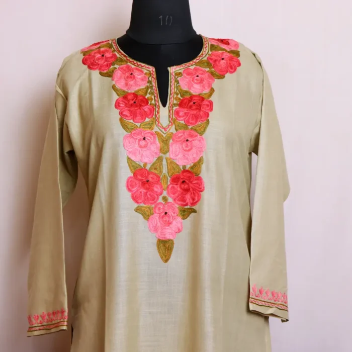 Elegant Kashmiri Kadhai Pale Green Cotton Kurta - Dalgate Collection