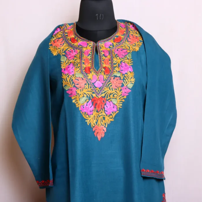 Classic Cotton Pine Green Kashmiri Kurti for Summer Days - Nowhatta Collection